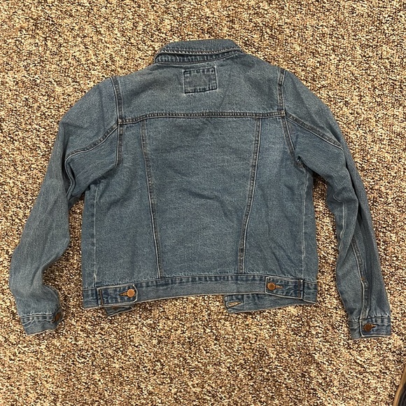 Jean Jacket! - Picture 3 of 3